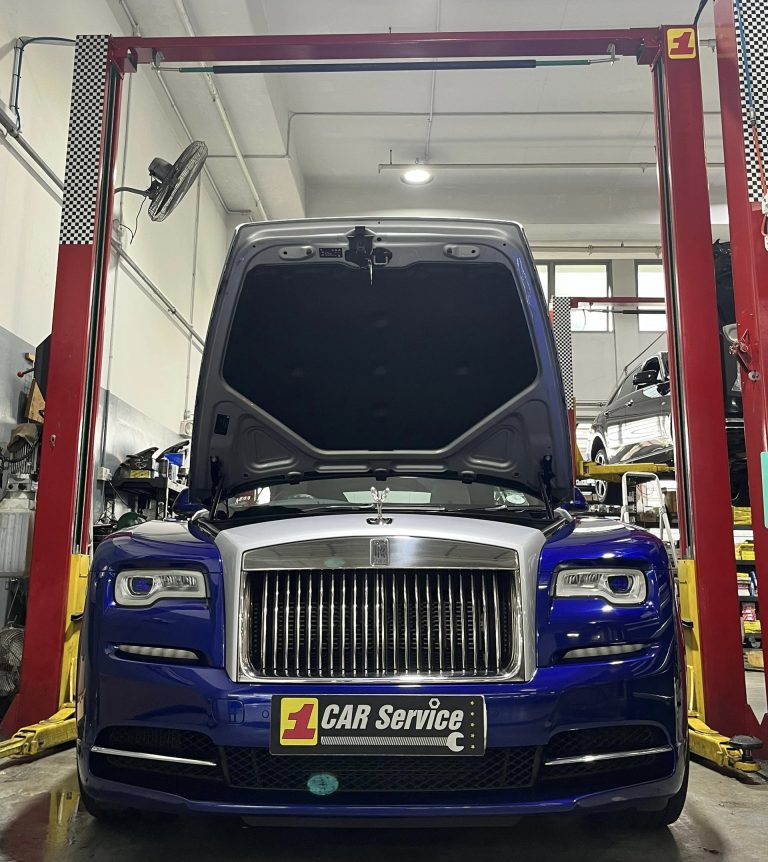 Rolls-Royce engine overhaul in a car engine repair workshop